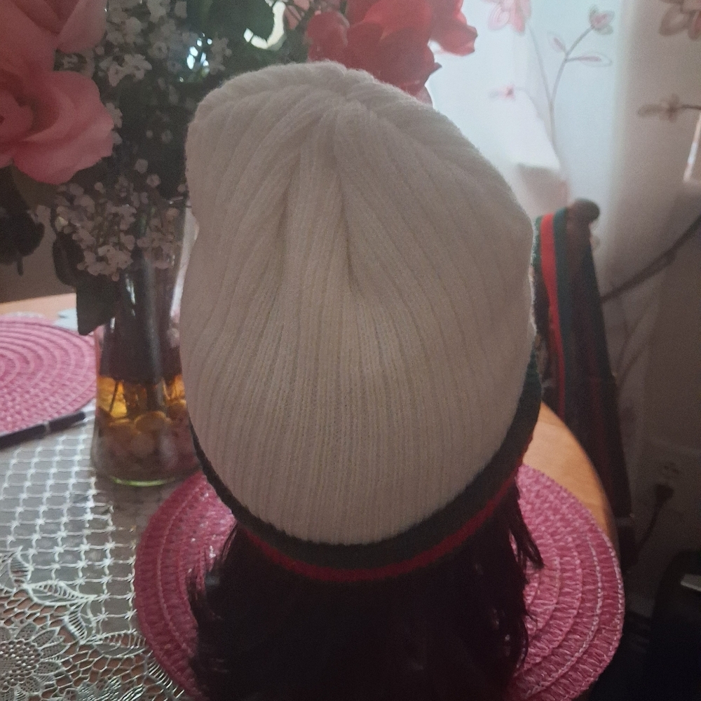 NEW Custom Made Designer Unisex White, Green & Gold Logo Beanie Winter Hat - Picture 4 of 10